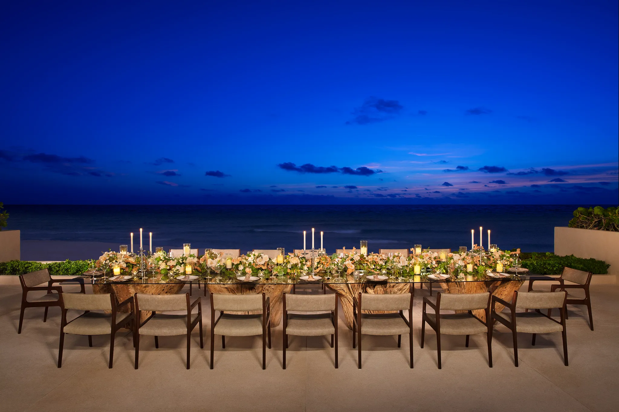 Terrace with Imperial table set up