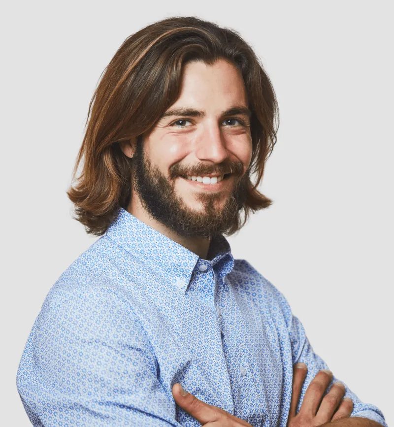 Headshot of a man.