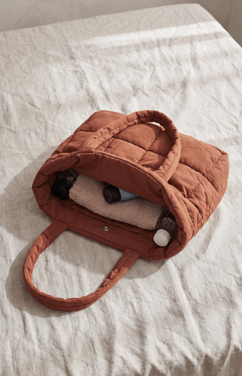 Middle node generated output