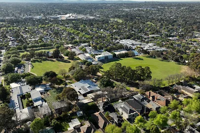 Kingswood College