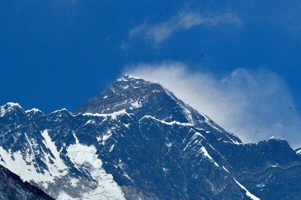 A view of Mount Everest.