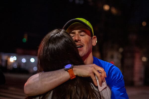 Pearlman hugged Rosen after the run.