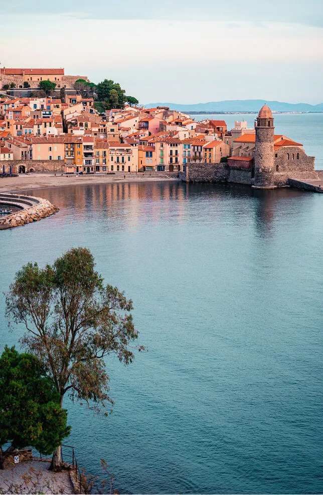 Paysage avec terre et mer