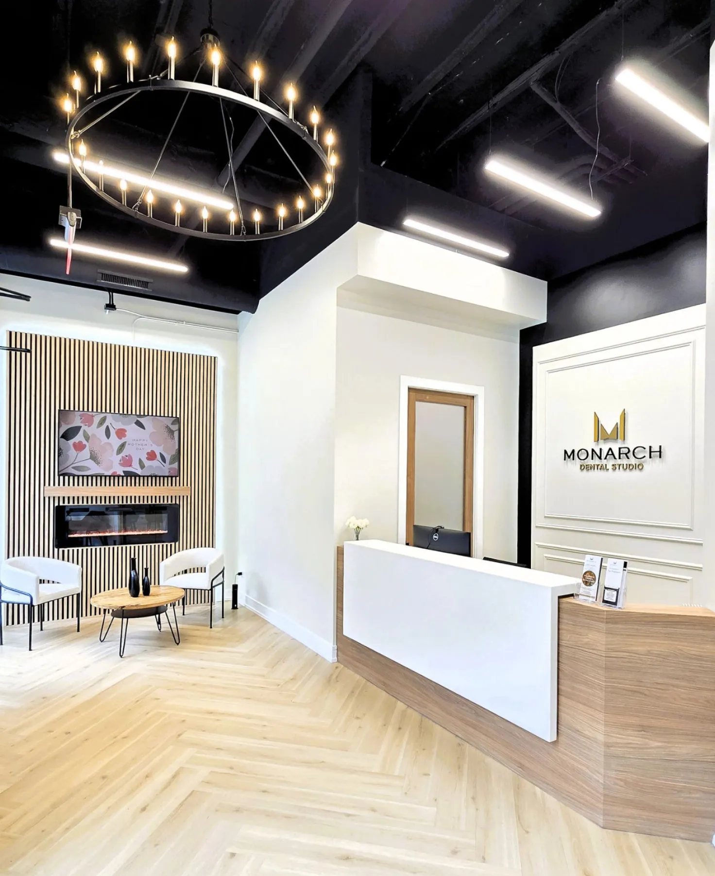 Modal Dental Studio office