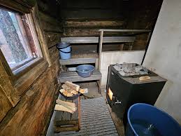 In the courtyard of Restaurant Elsa in Hannukainen, a piece of ...