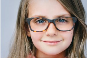 girl wearing glasses