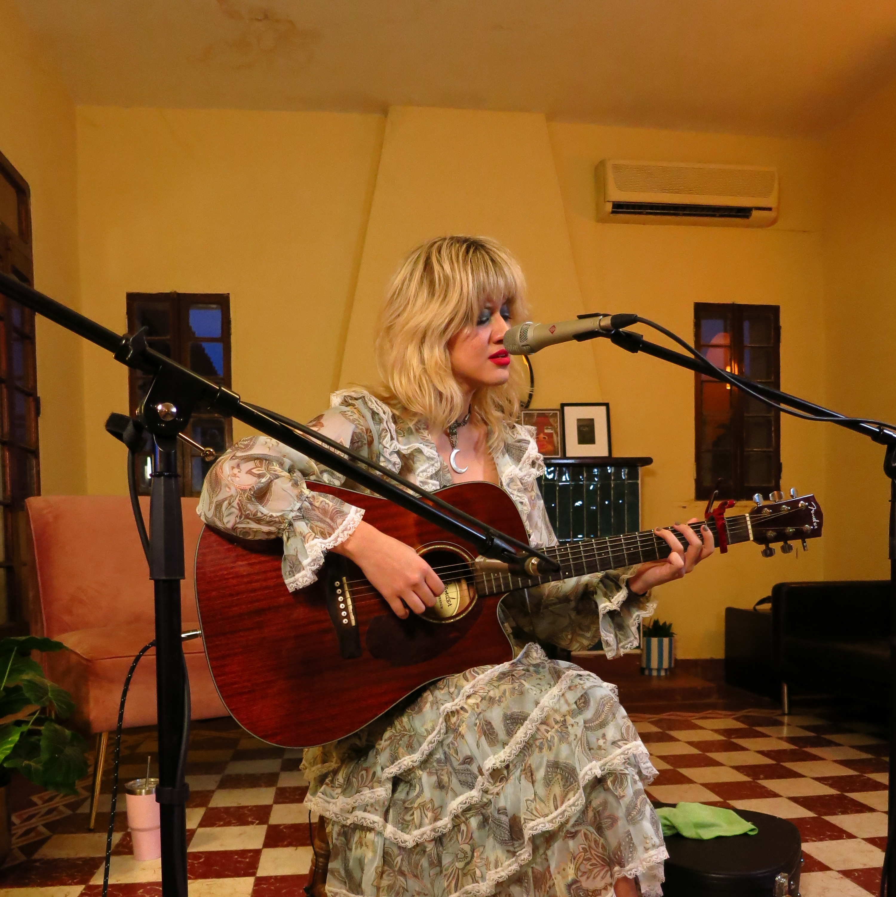 Noro Live Sessions Caro Valenzuela (Entrevista)