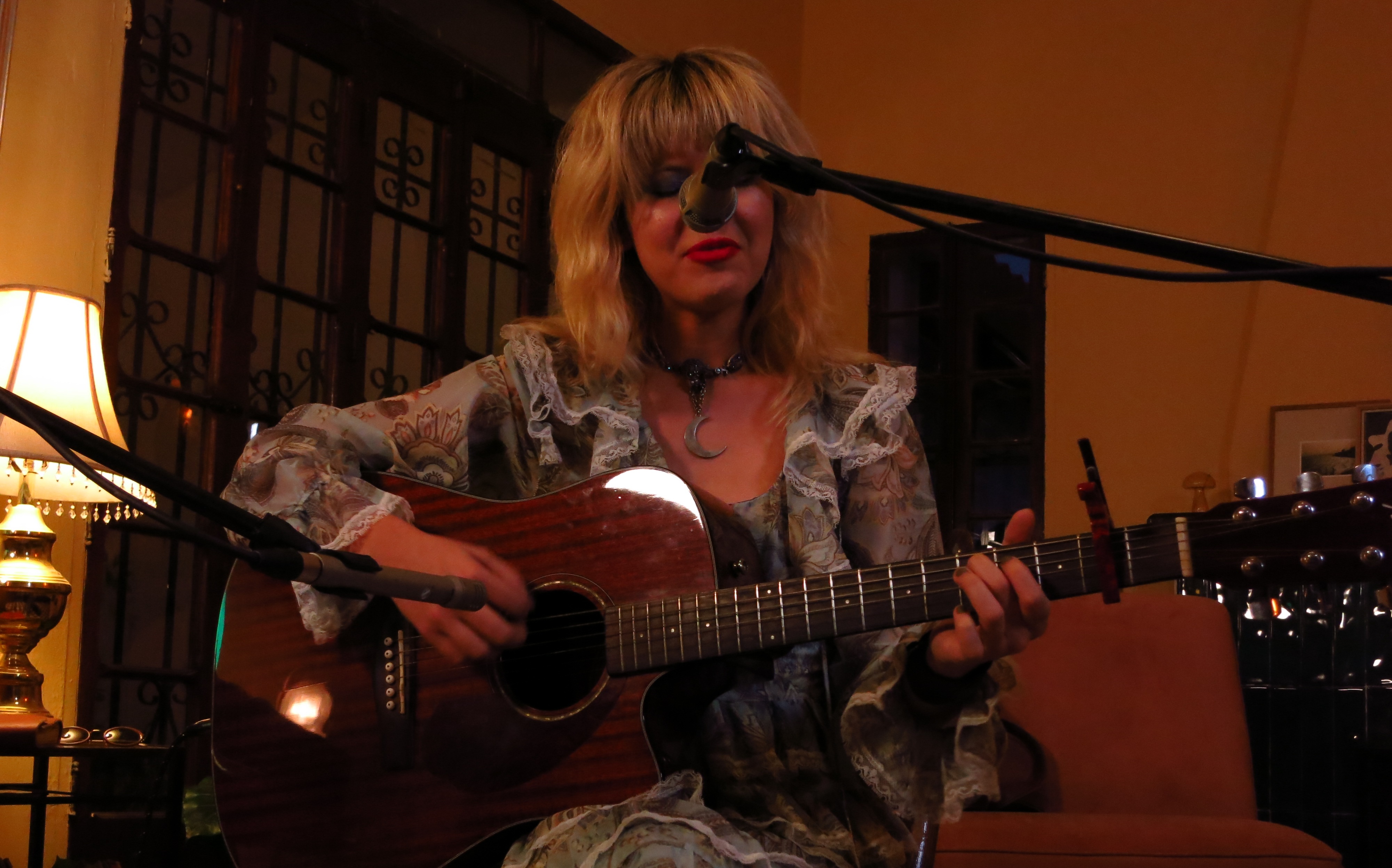 Noro Live Sessions Caro Valenzuela (Canción)