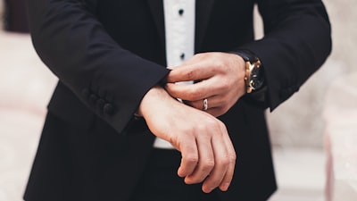 Section titled 'Integrated with the tools you use' showcasing agency management systems Momentum, EZLynx, QQCatalyst, and HawkSoft with brief descriptions and learn more links.