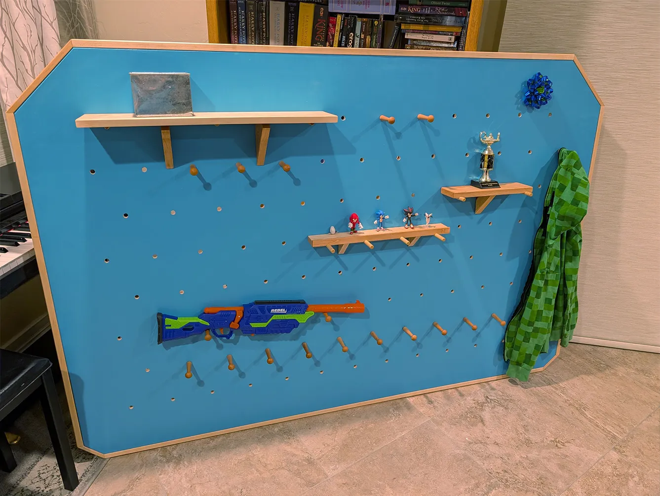 Peg & Play Wall