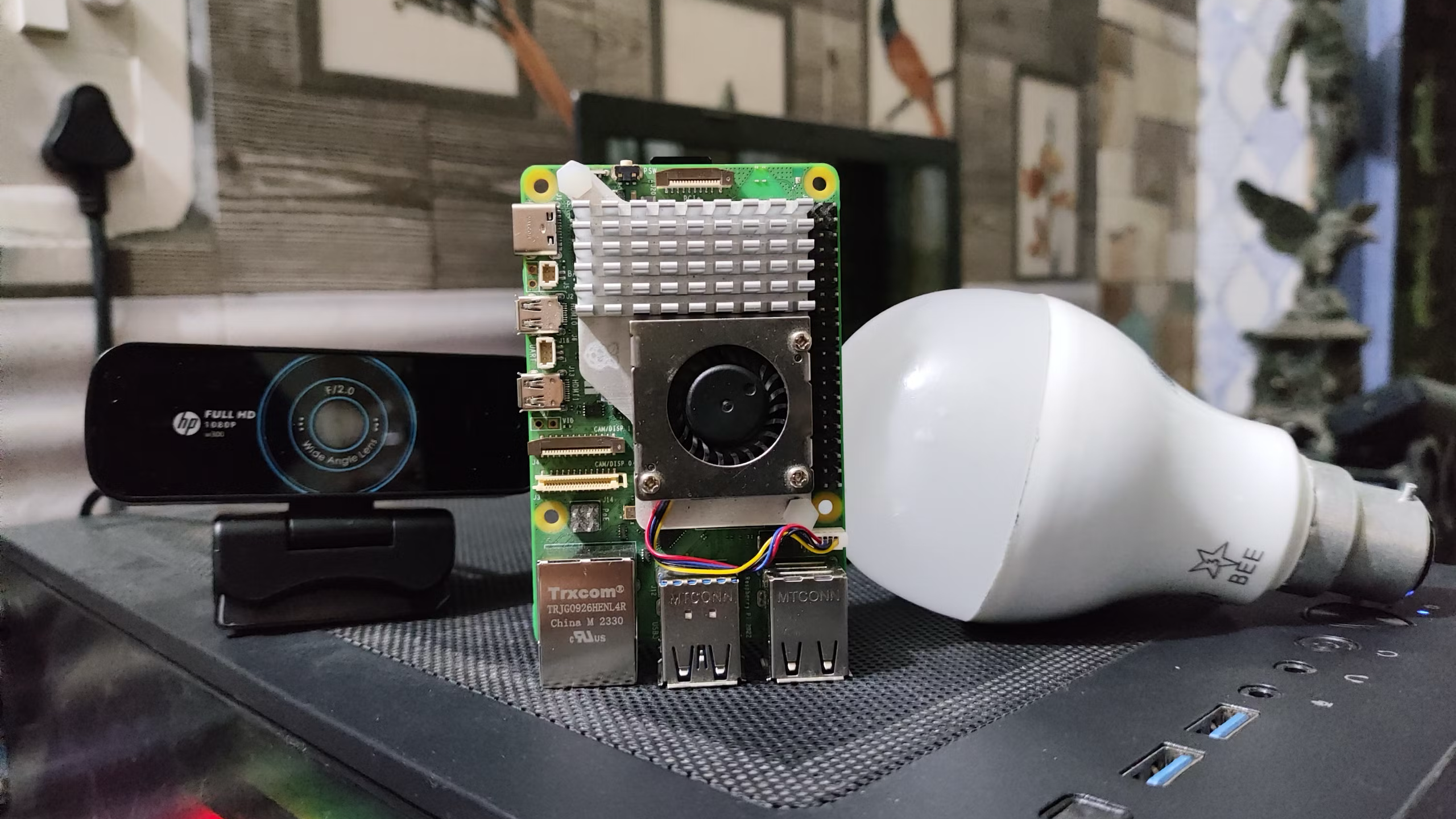 Raspberry Pi next to smart bulb