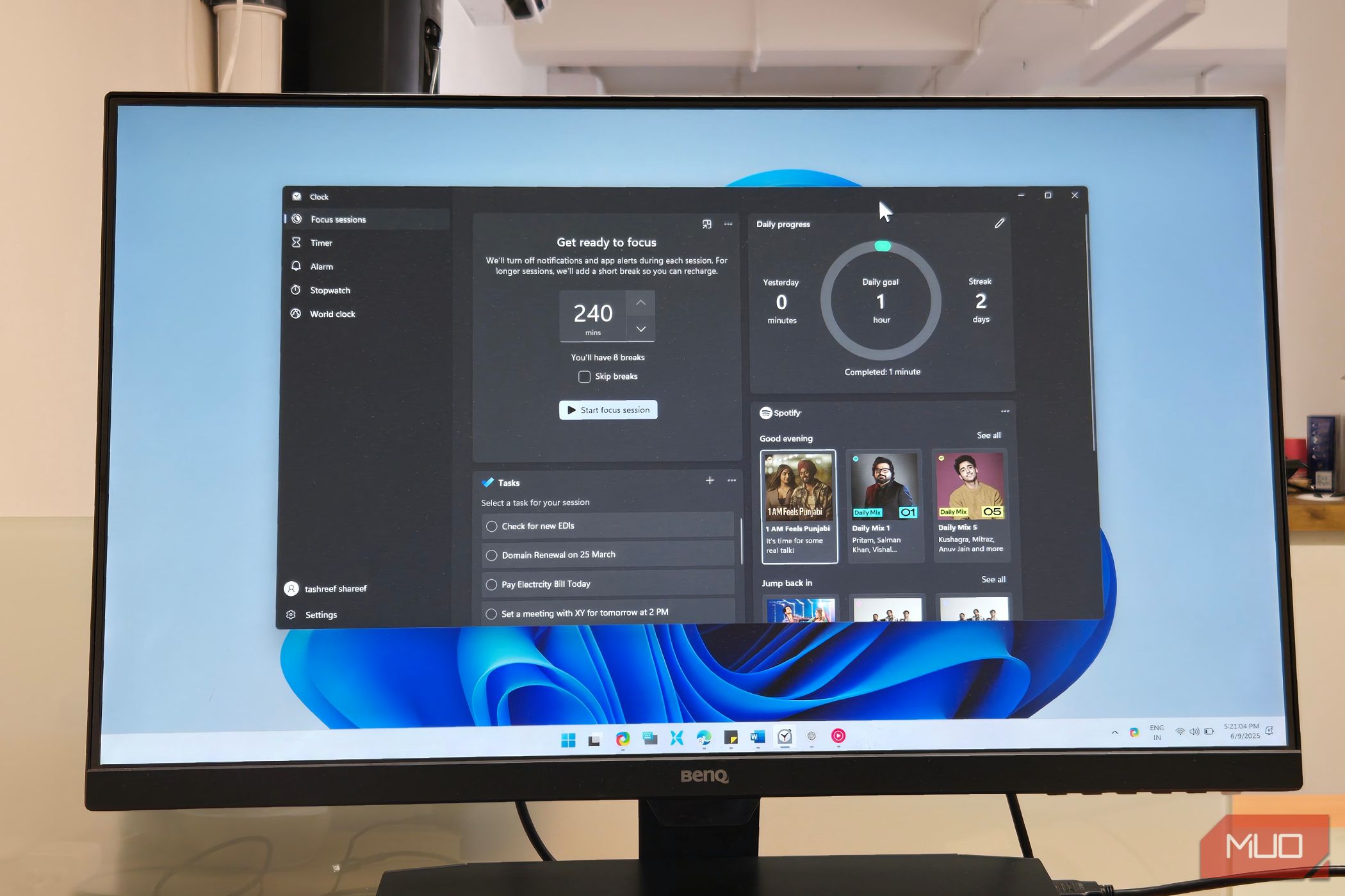 Windows 11 Focus Session app open on a monitor