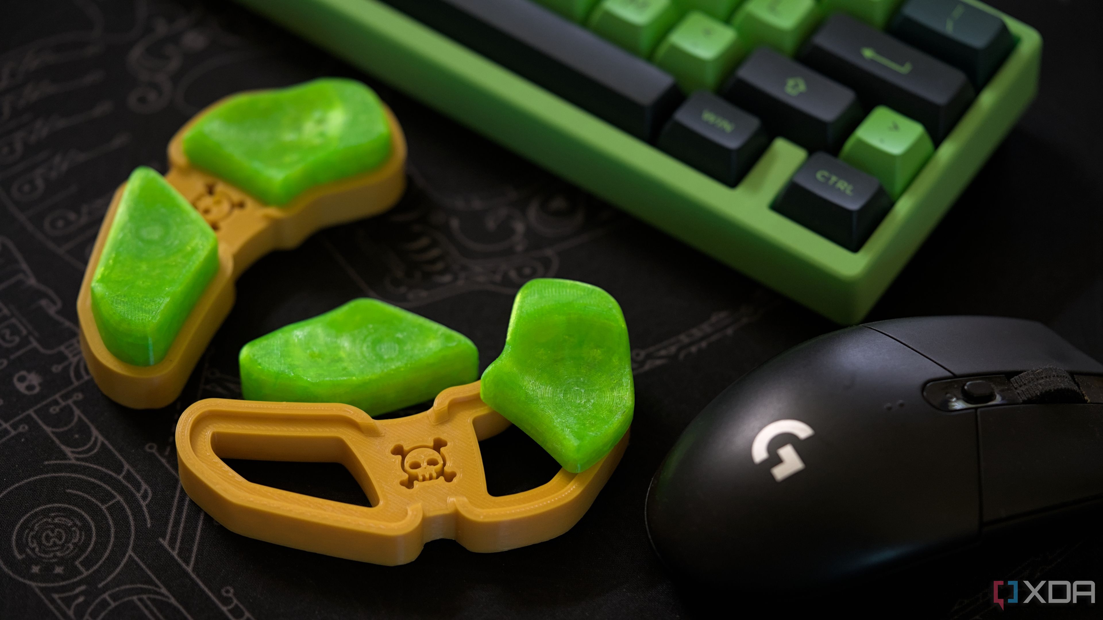 A custom 3D-printed ergonomic wrist rest