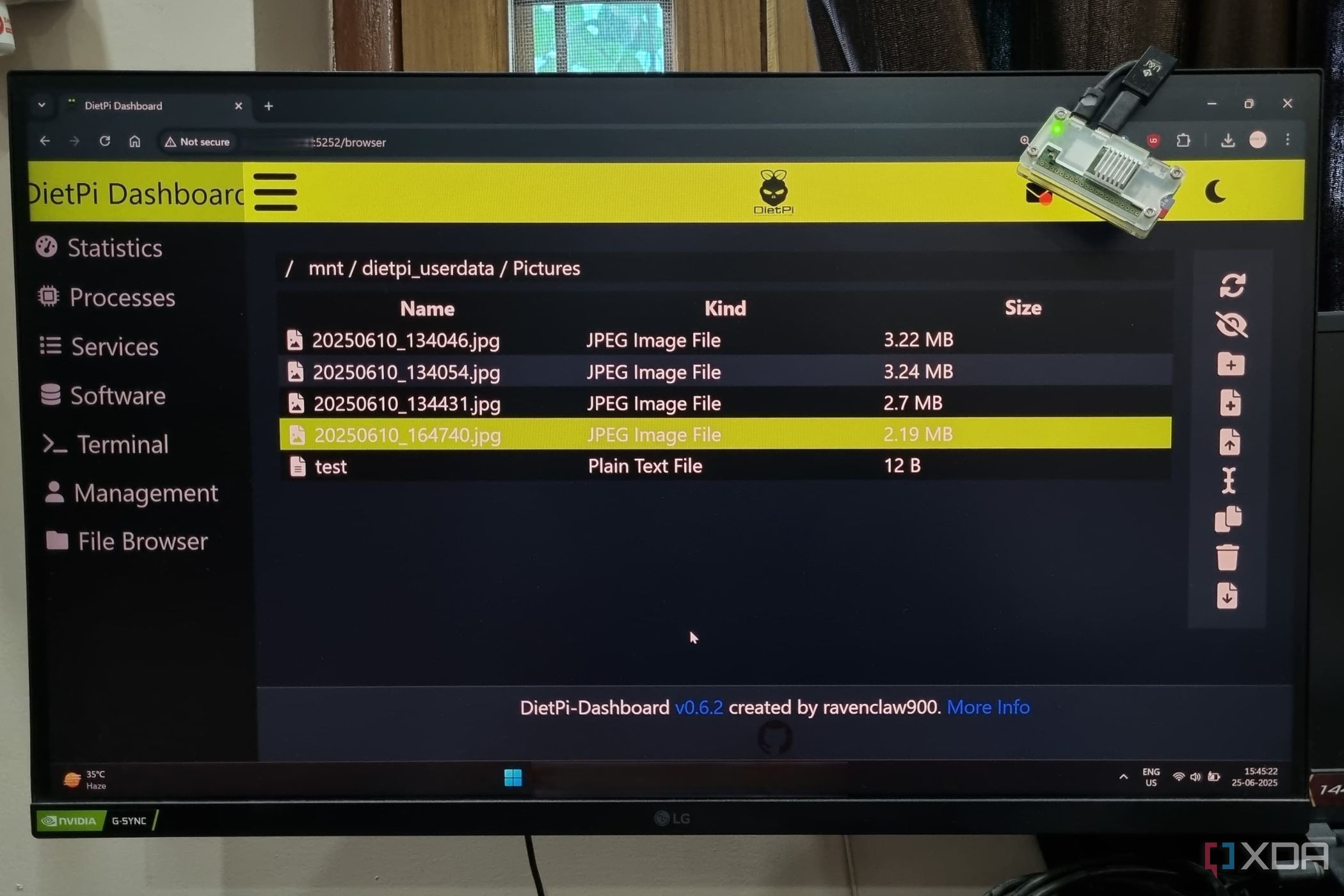 PC screen with DietPi dashboard