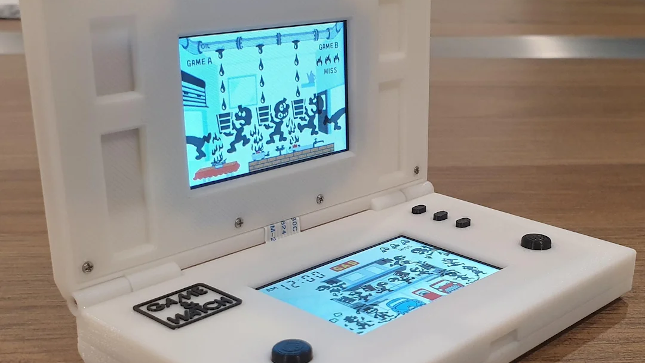 Vintage Nintendo handheld with ESP32-S3