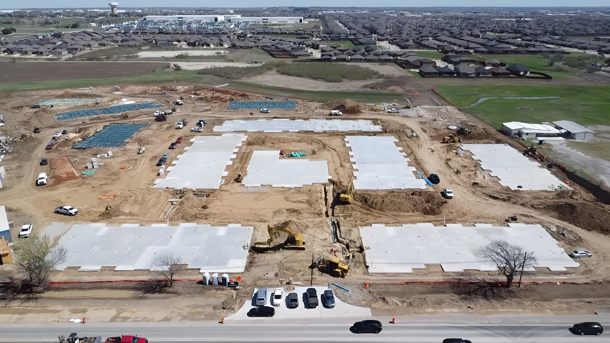 196,000+ SF of paving