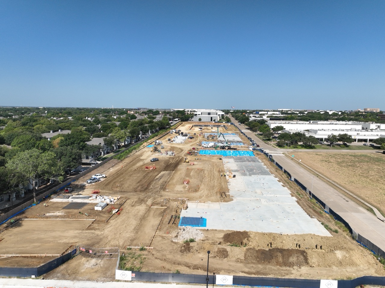 197,000+ SF of paving at Arlington Stephens