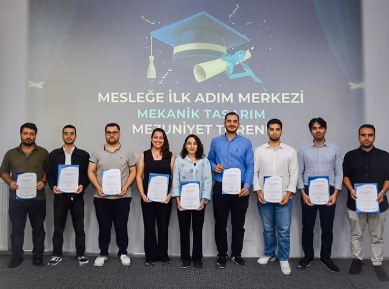 GOSB Teknopark Mesleğe İlk Adım Merkezi İlk Mezunlarını Verdi!