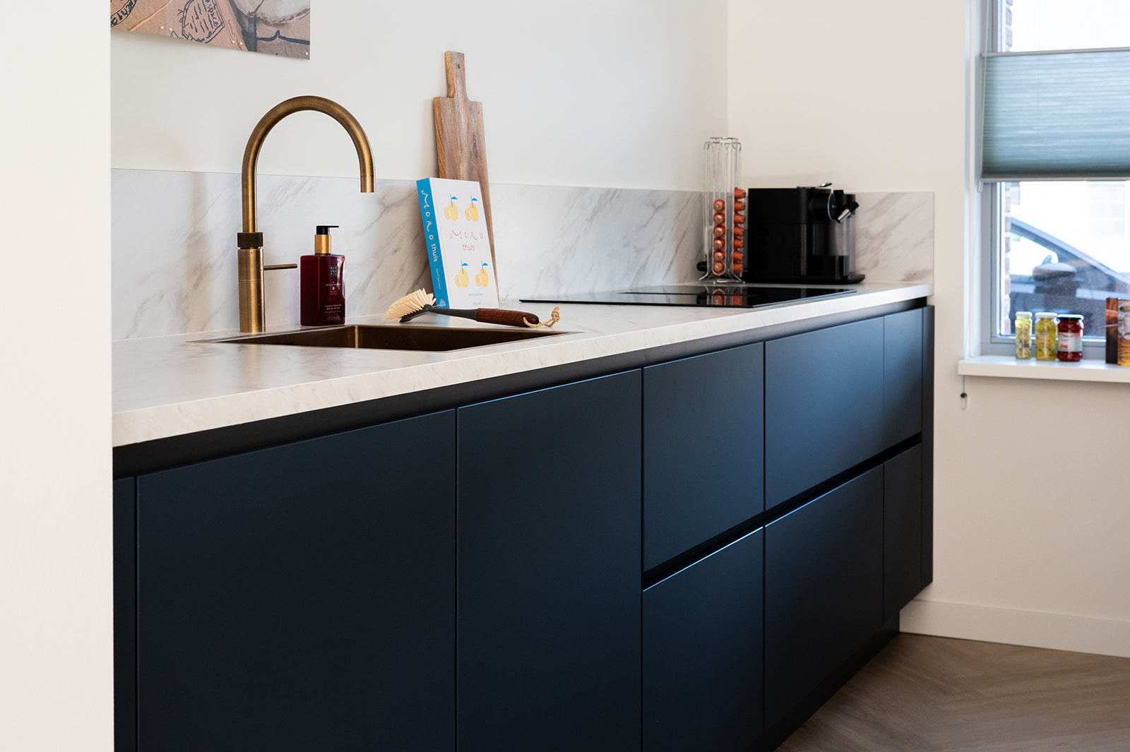 Greeploze keuken met spoelbak