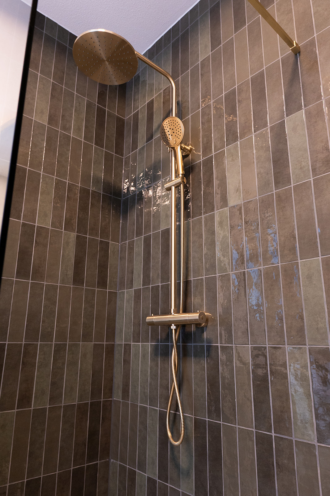 Inloopdouche met messing doucheset