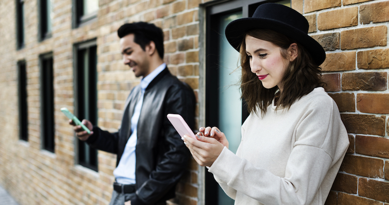 How to Deliver Bad News to Shoppers