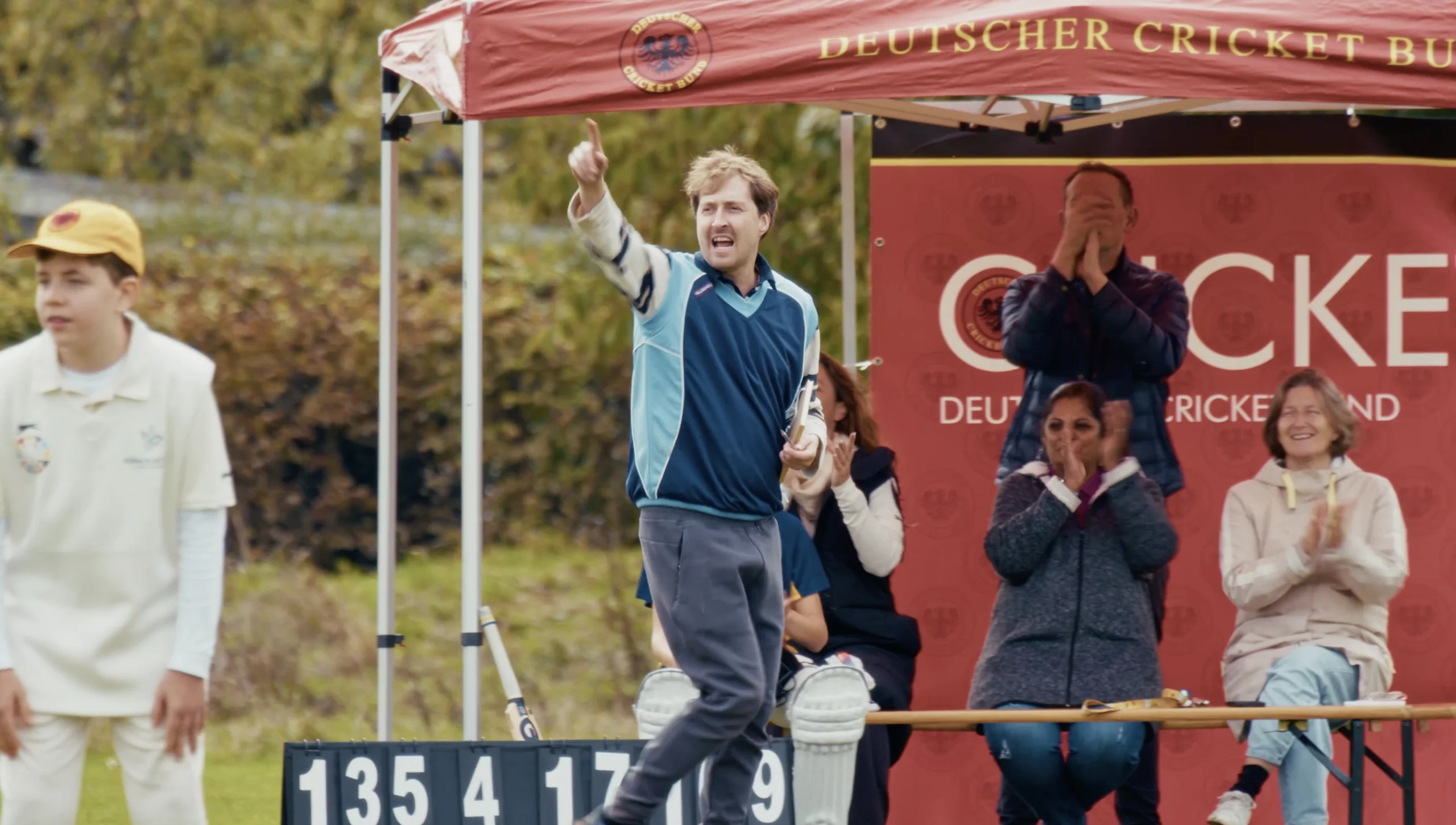 Beyond the Boundary: Drehszene mit dem Kinderteam des Deutschen Cricket Bundes