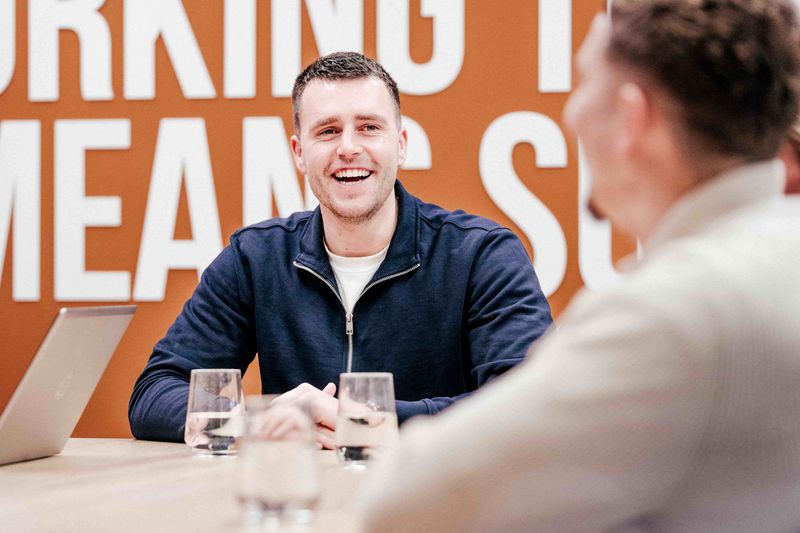 Convins Marketing collega's aan het werk