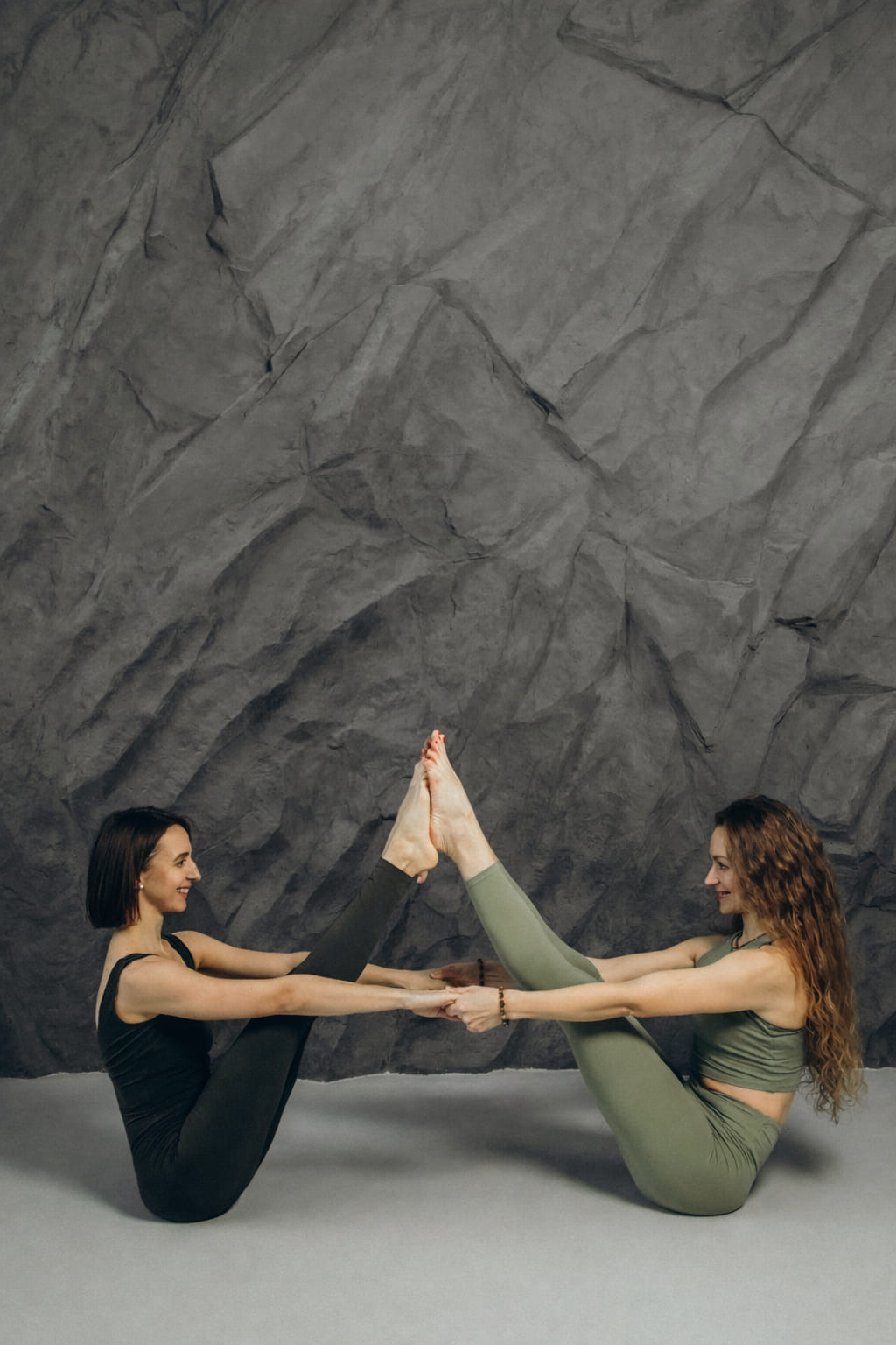 yogakvetka Массаж тибетскими