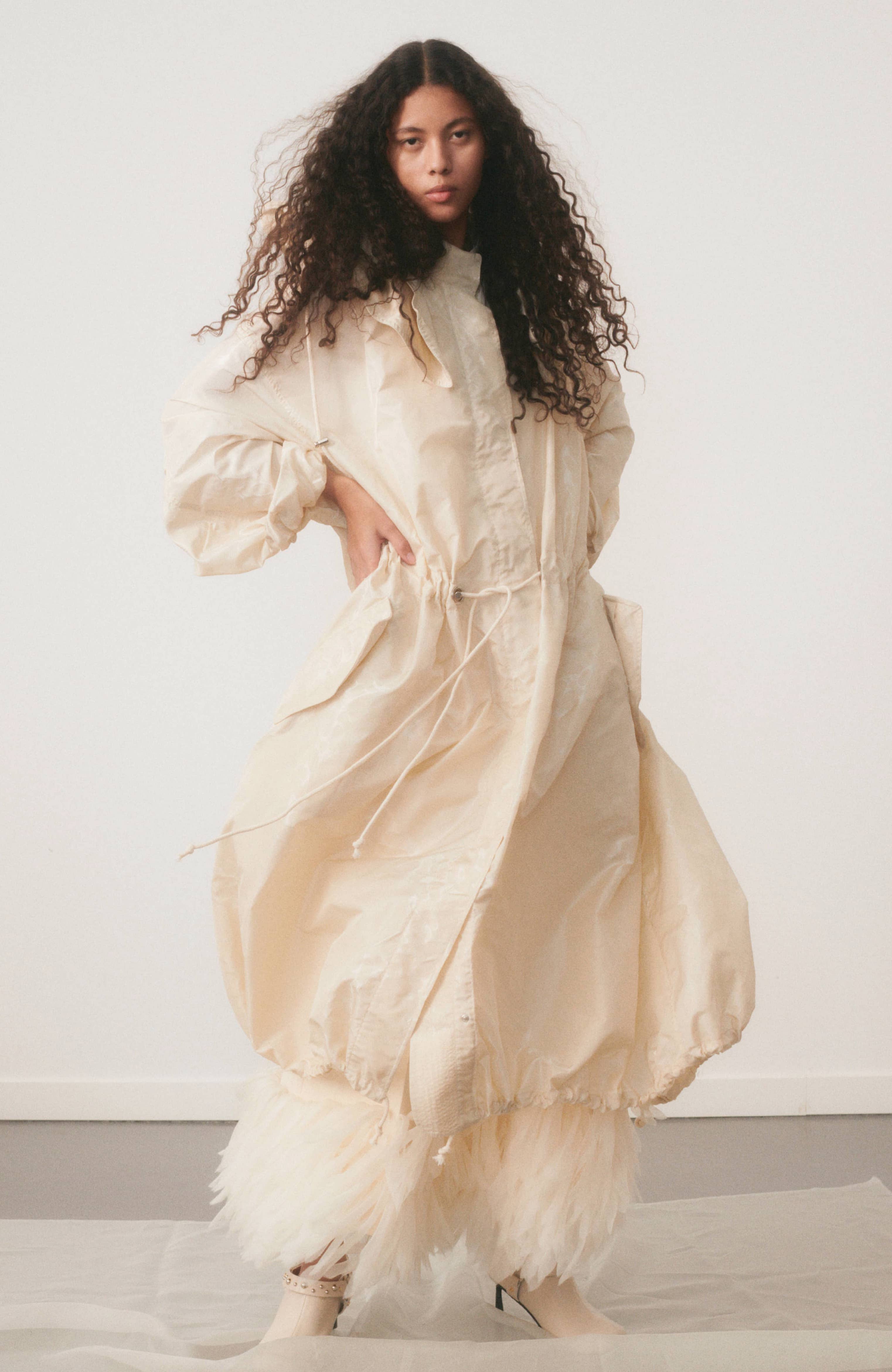 a photo of a person's dress