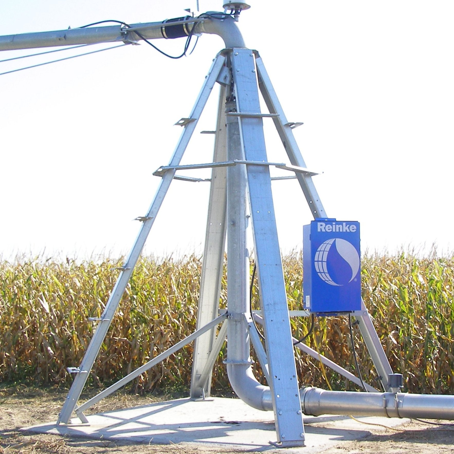 Reinke Center Pivots