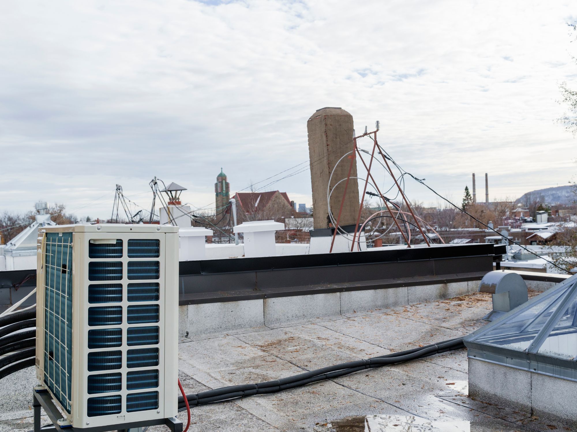 Installation de thermopompe sur un triplex