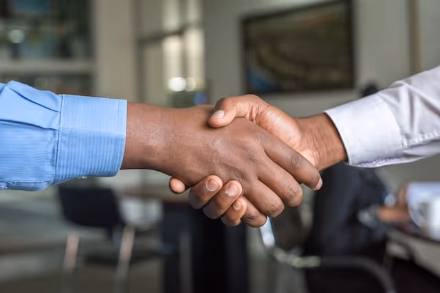 Sales process template step 8 - close the deal
