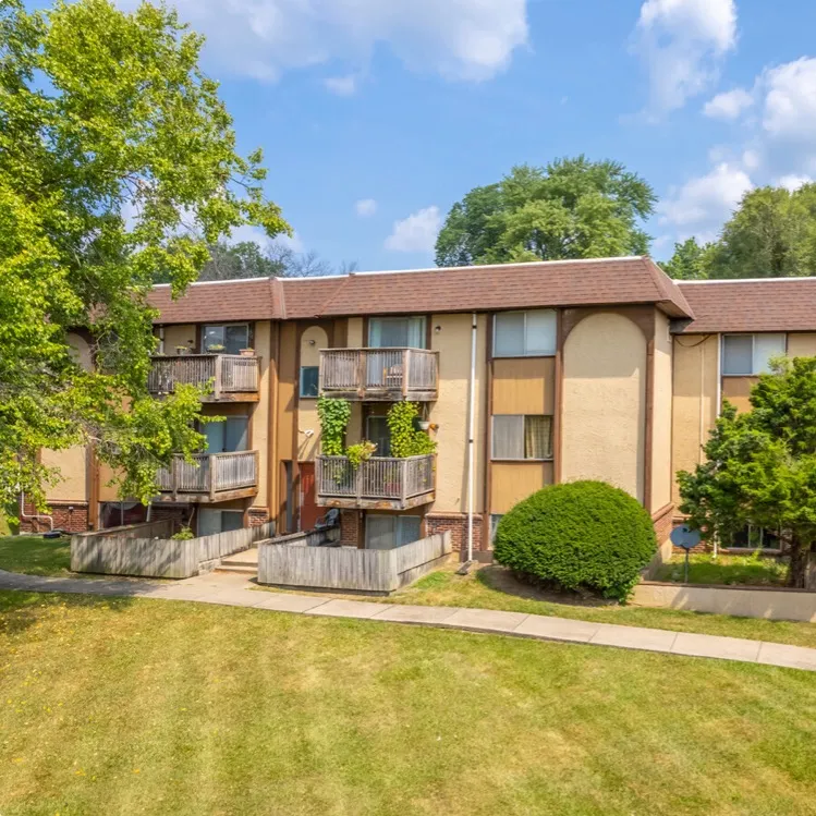 conquistador apartments