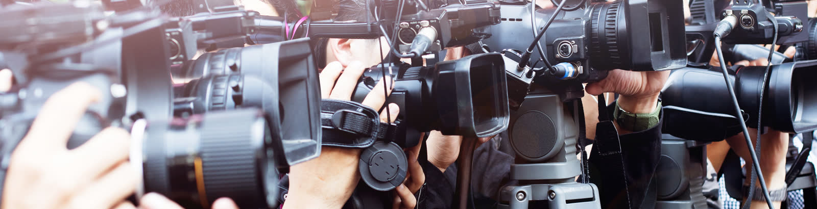 How Many Photographers You Need for a 200 vs 2,000 Person Event