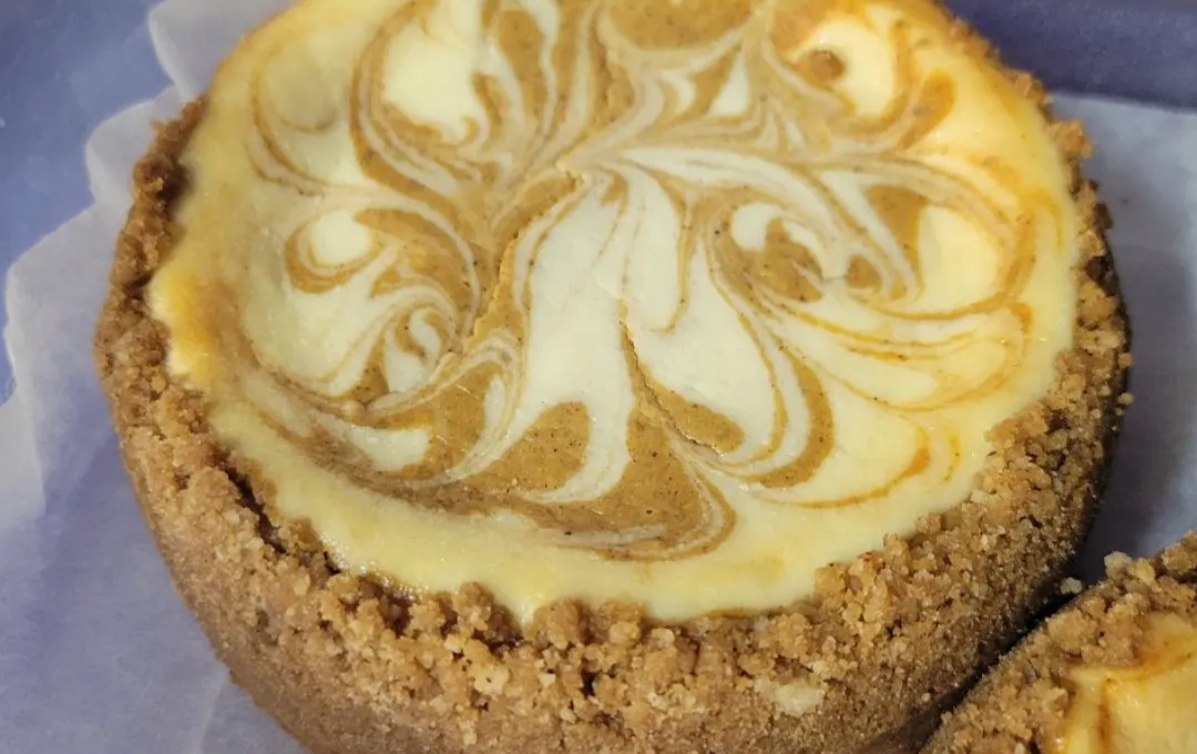Pumpkin Swirl Cheesecake