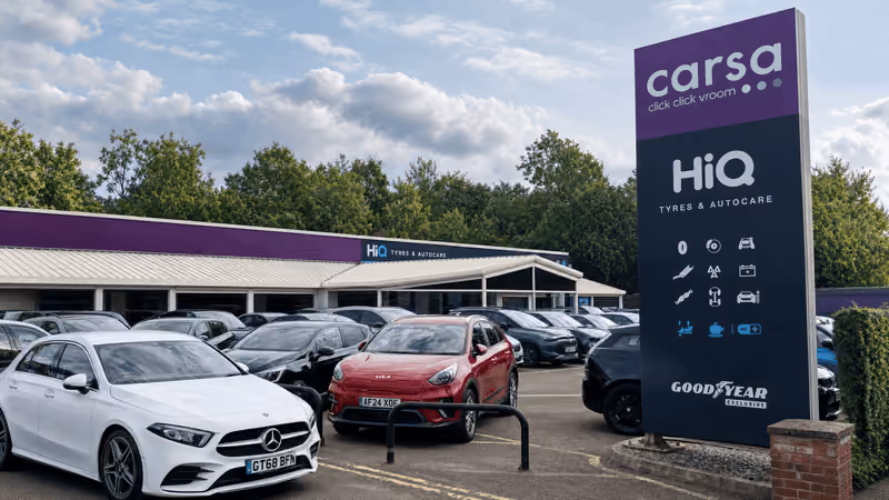 Carsa and HiQ sign on the forecourt at Mountsorrel