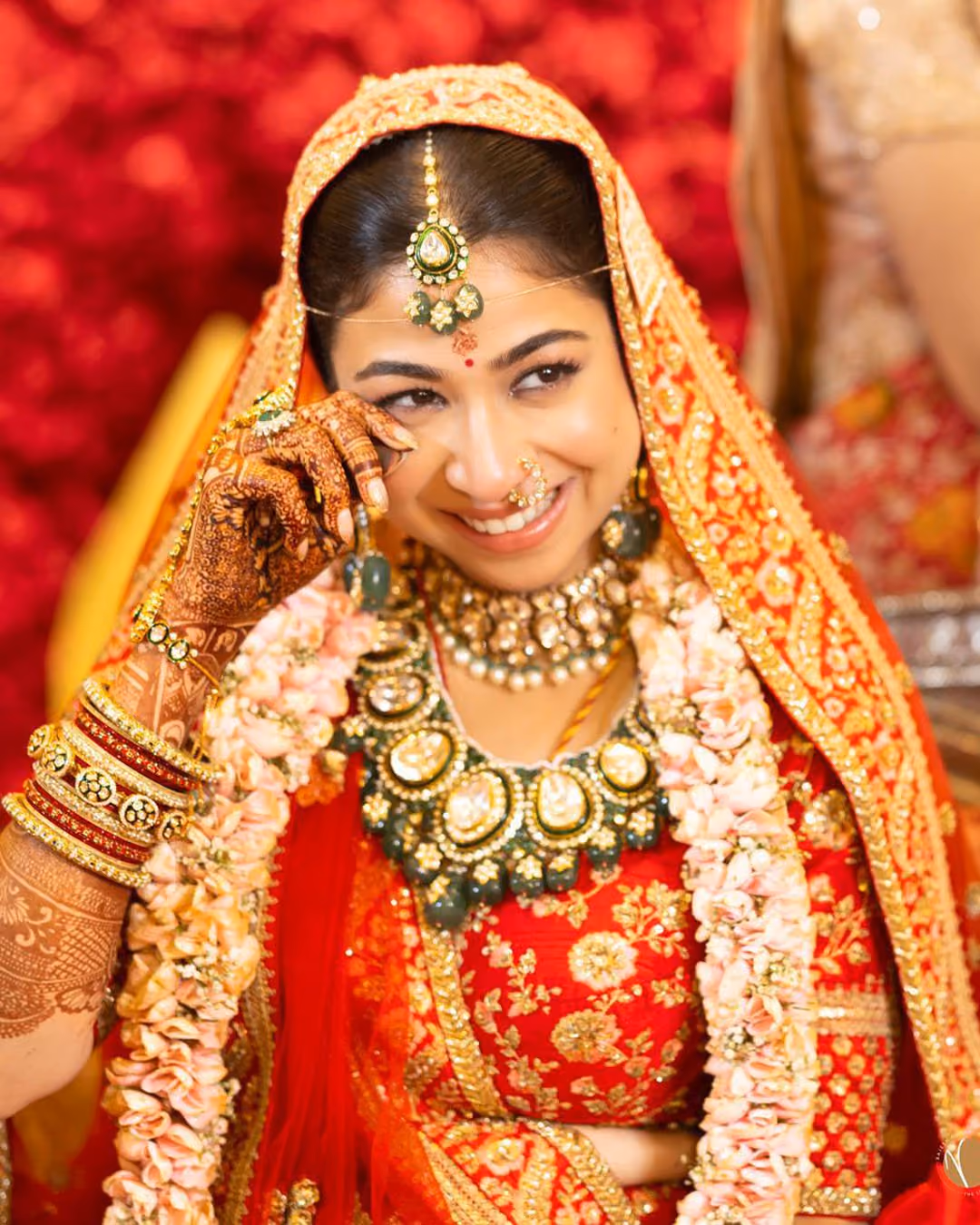 Bride wearing a Raniwala 1881 bridal polki jadau set