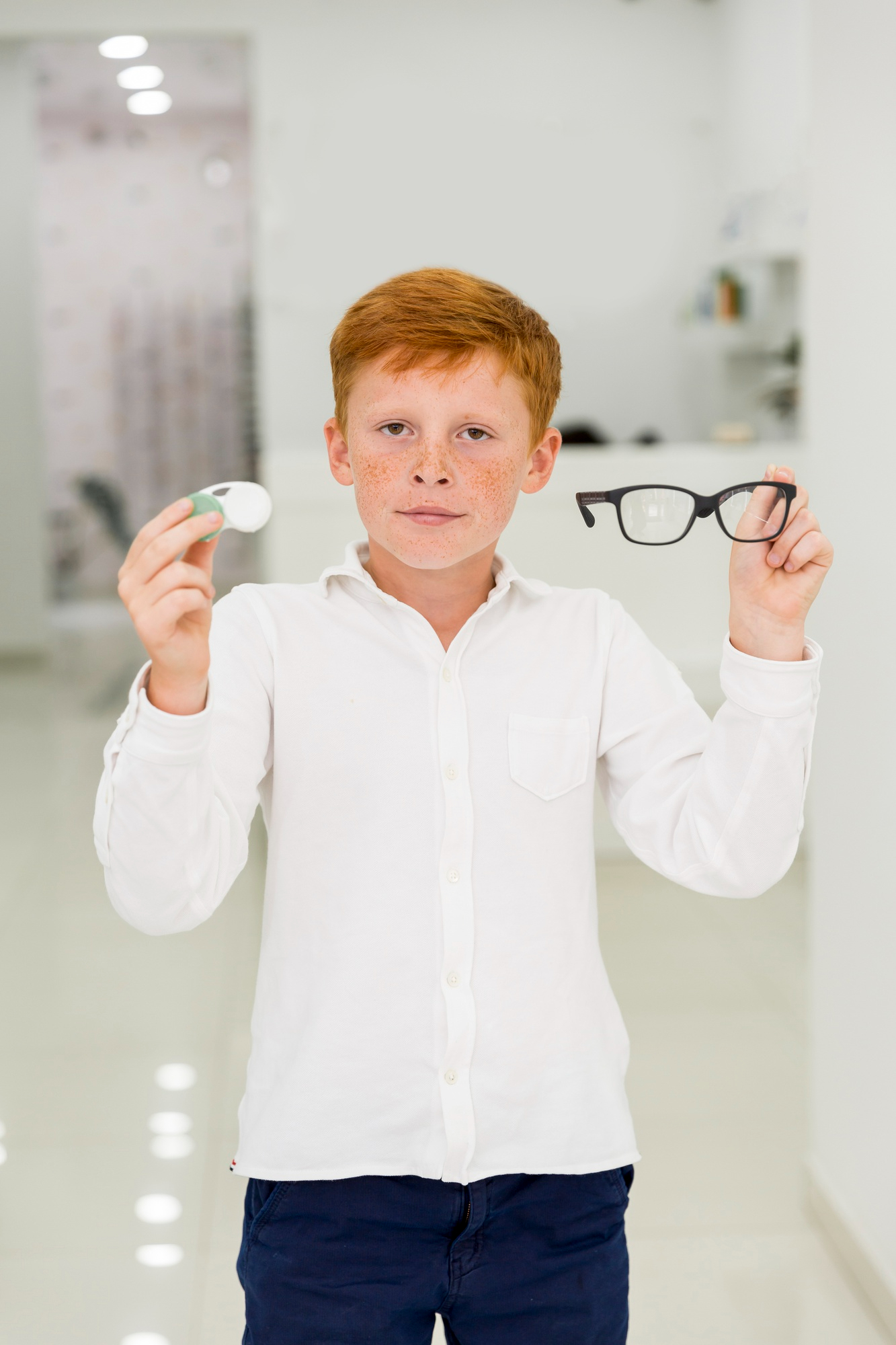 kid having advanced eye exam