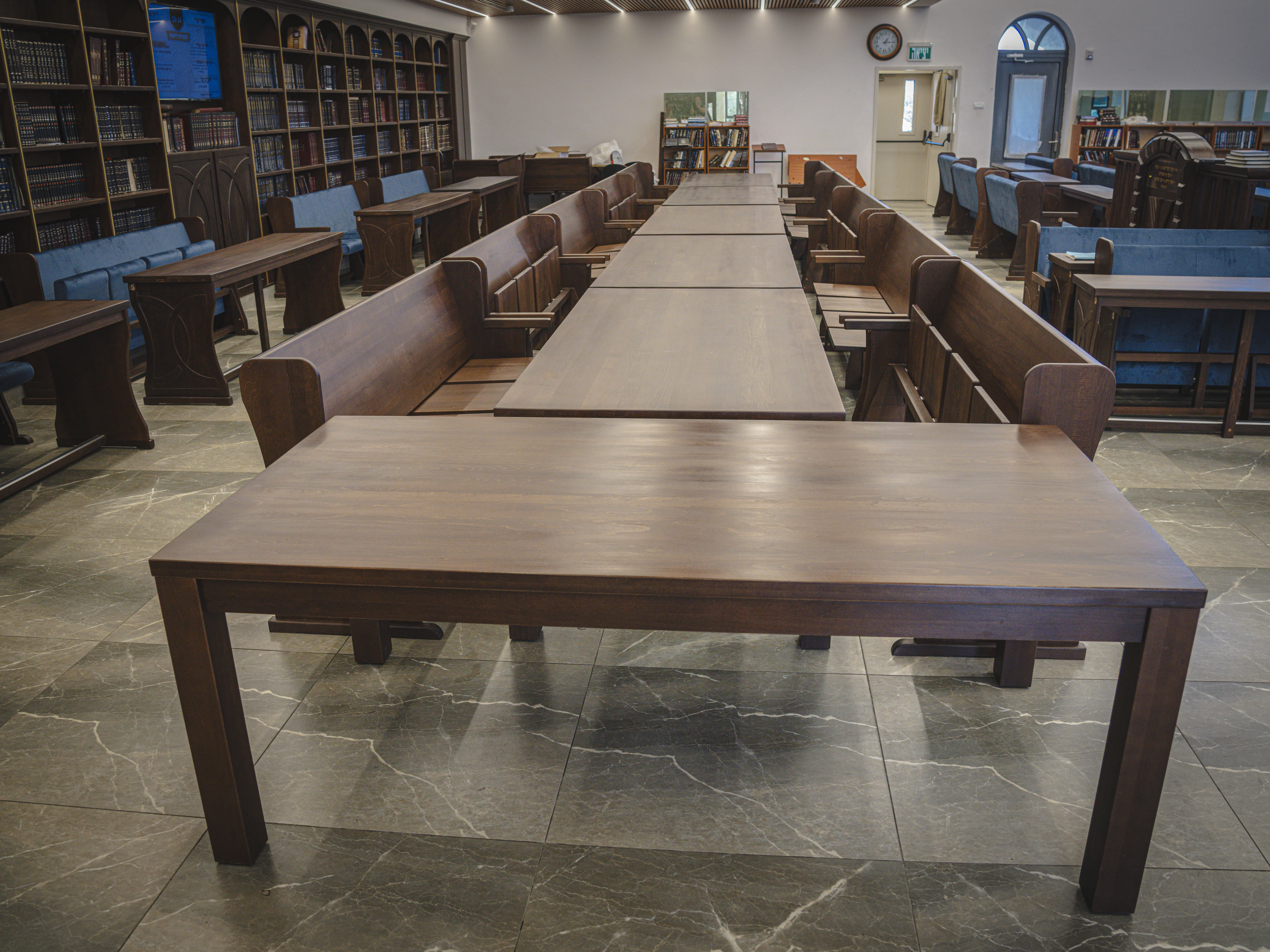 Tables for synagogues