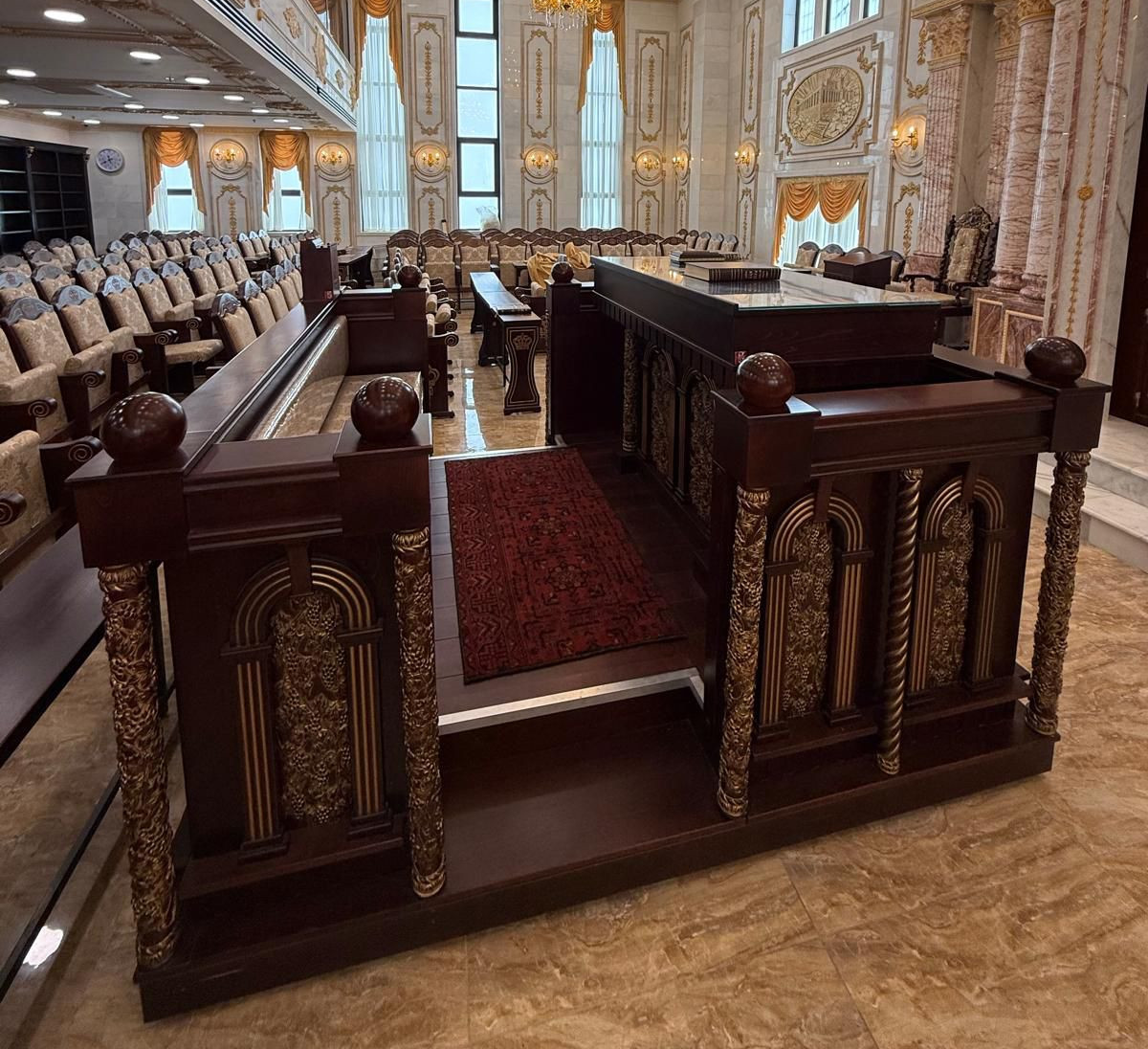 Bima – Premium Torah Reading Table