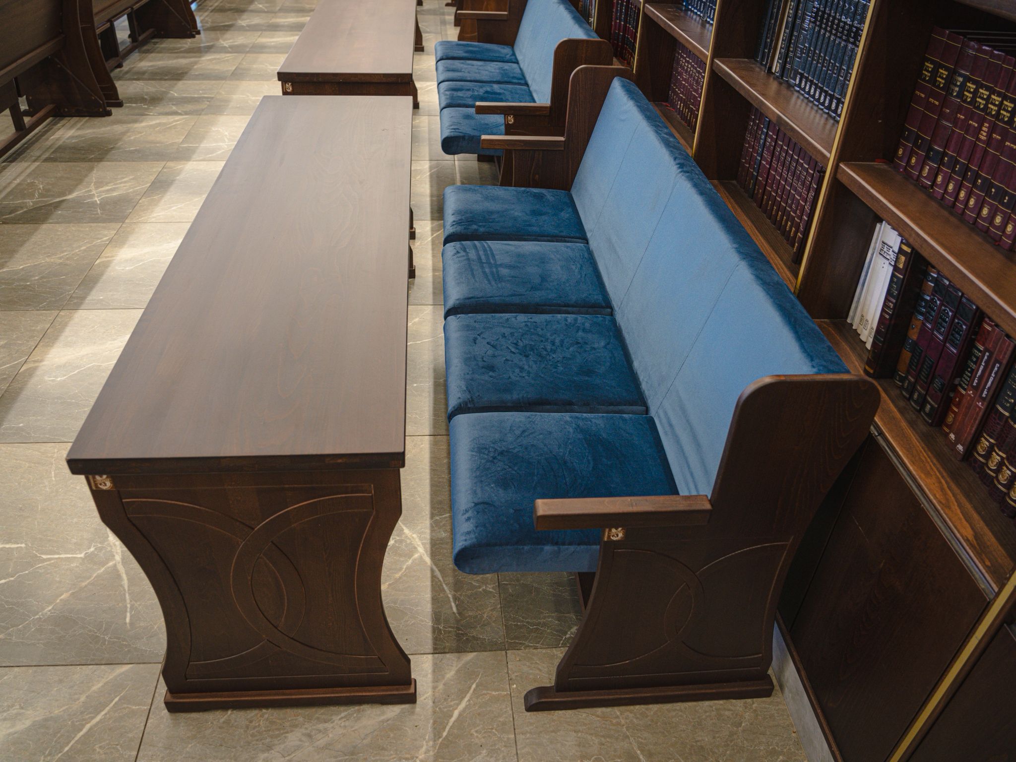 Pews for synagogues