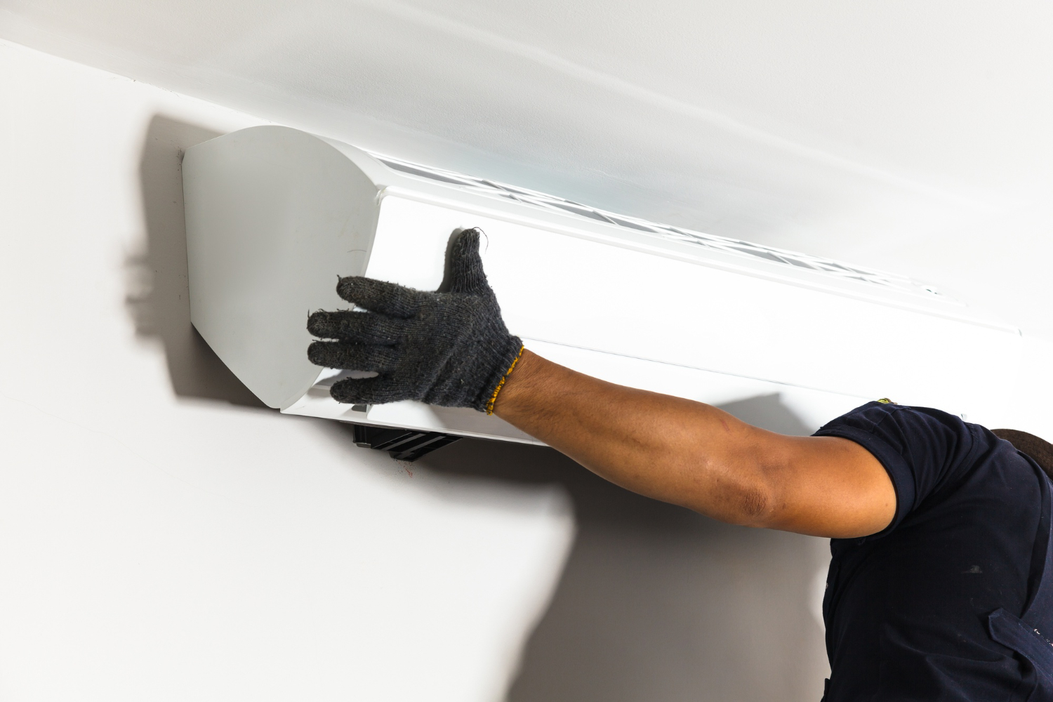 What to Expect During Your Professional AC Installation