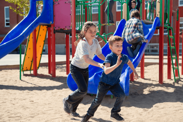 recreio-significado-e-funcao-escolar