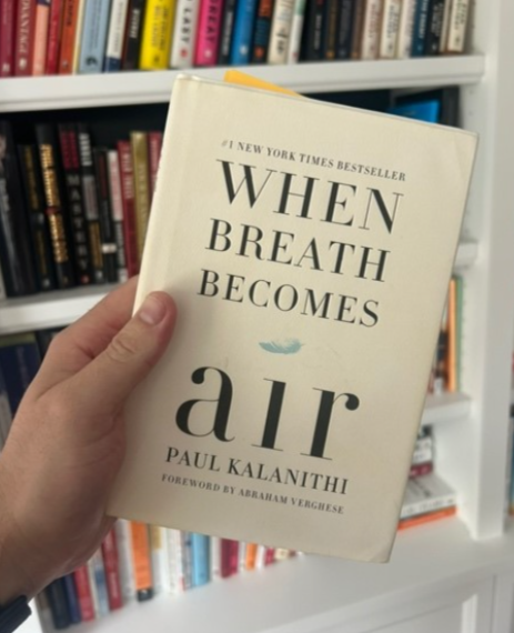 Book "When Breath Becomes Air" by Paul Kalanith