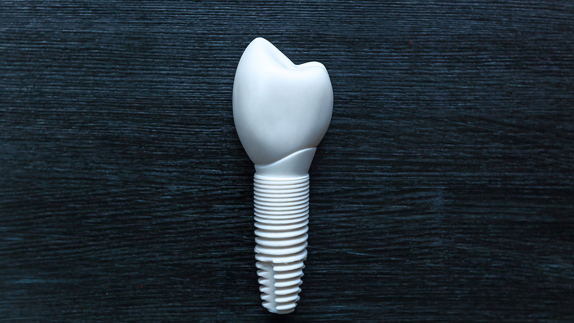 Zirconia Implants in 2025: What the Latest Research Actually Tells Us