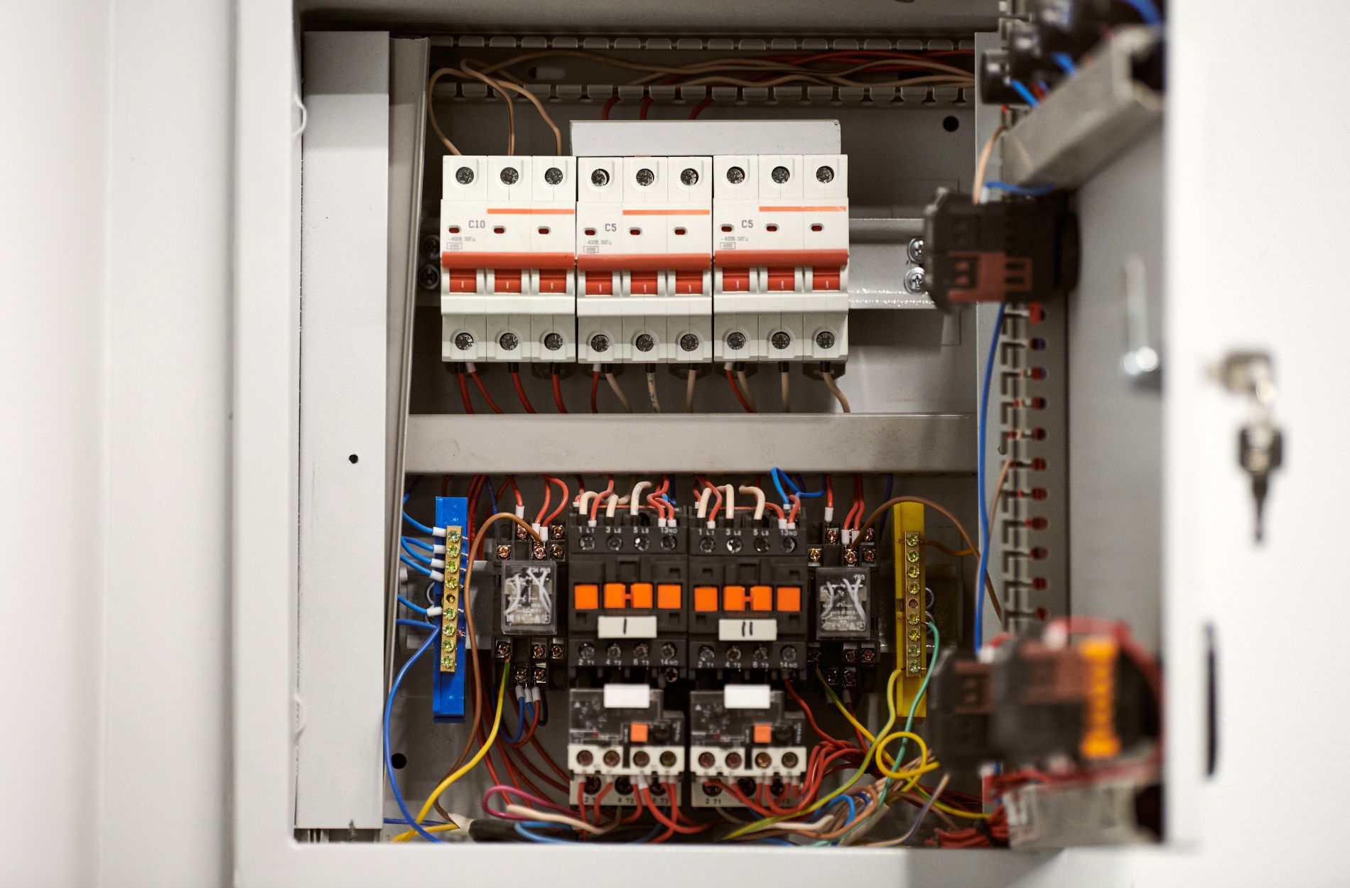 Solving Frequent AC Circuit Breaker Trips In Palos Verdes Estates