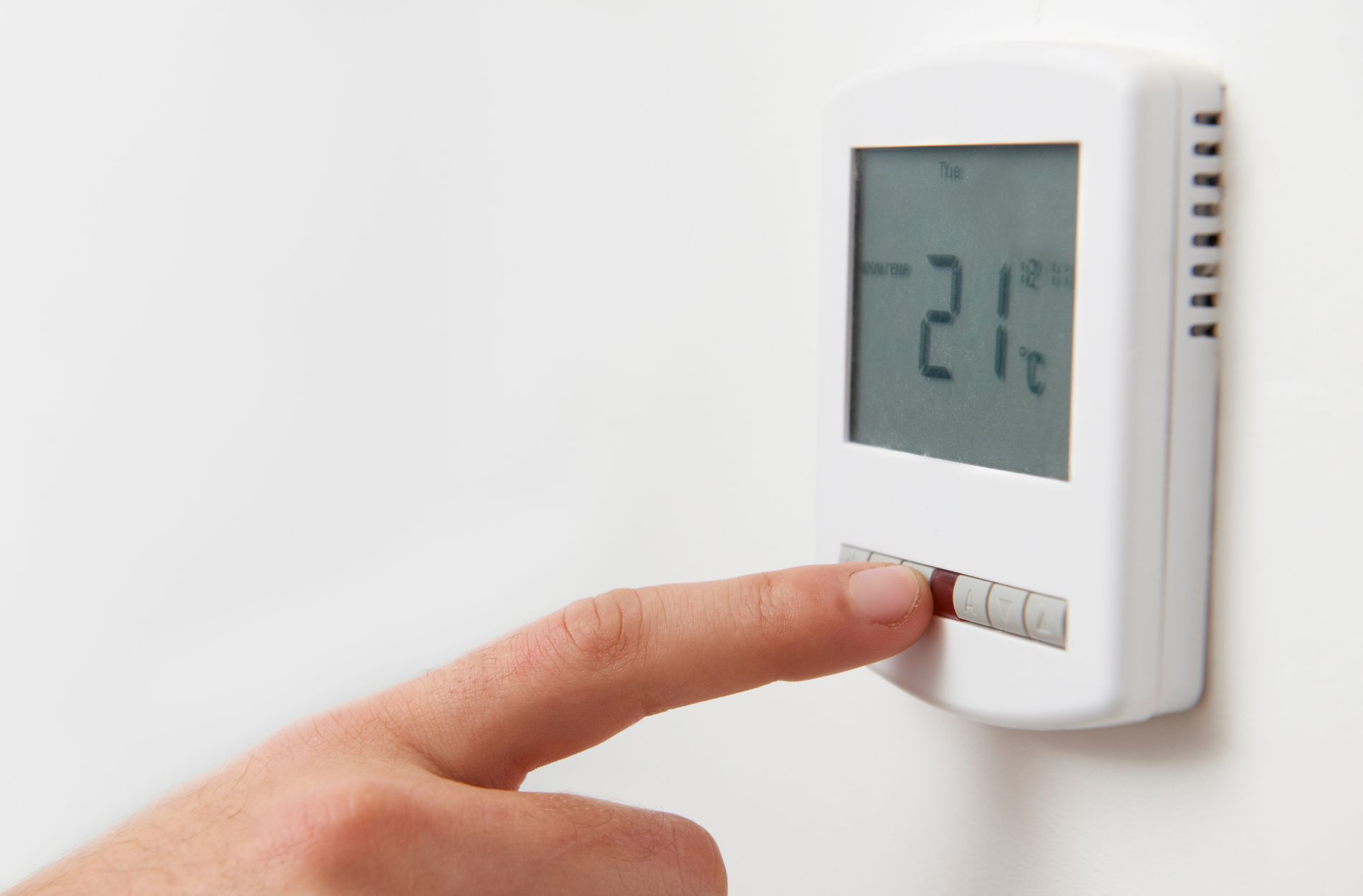 What To Do When Your AC Thermostat Isn't Responding In Carson