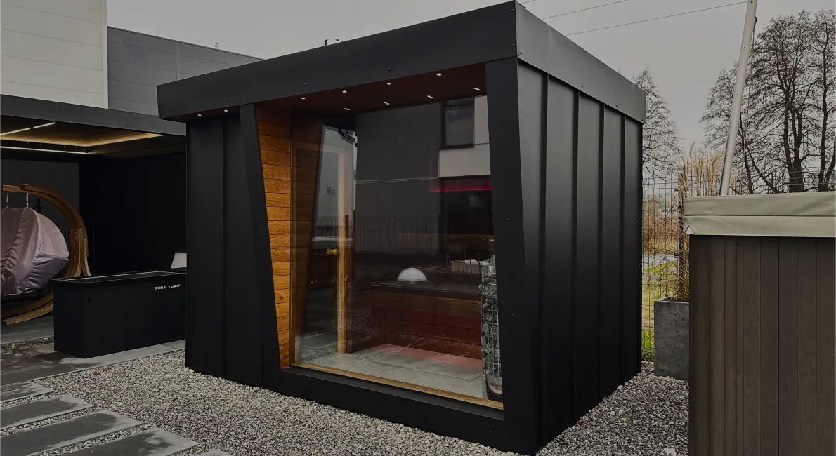 Czarna chłodziarka zanurzeniowa Chill Tubs oświetlona niebieskim światłem.