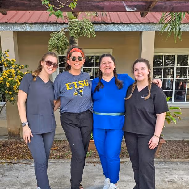 Group of ETSU student pharmacists posed together in Belize