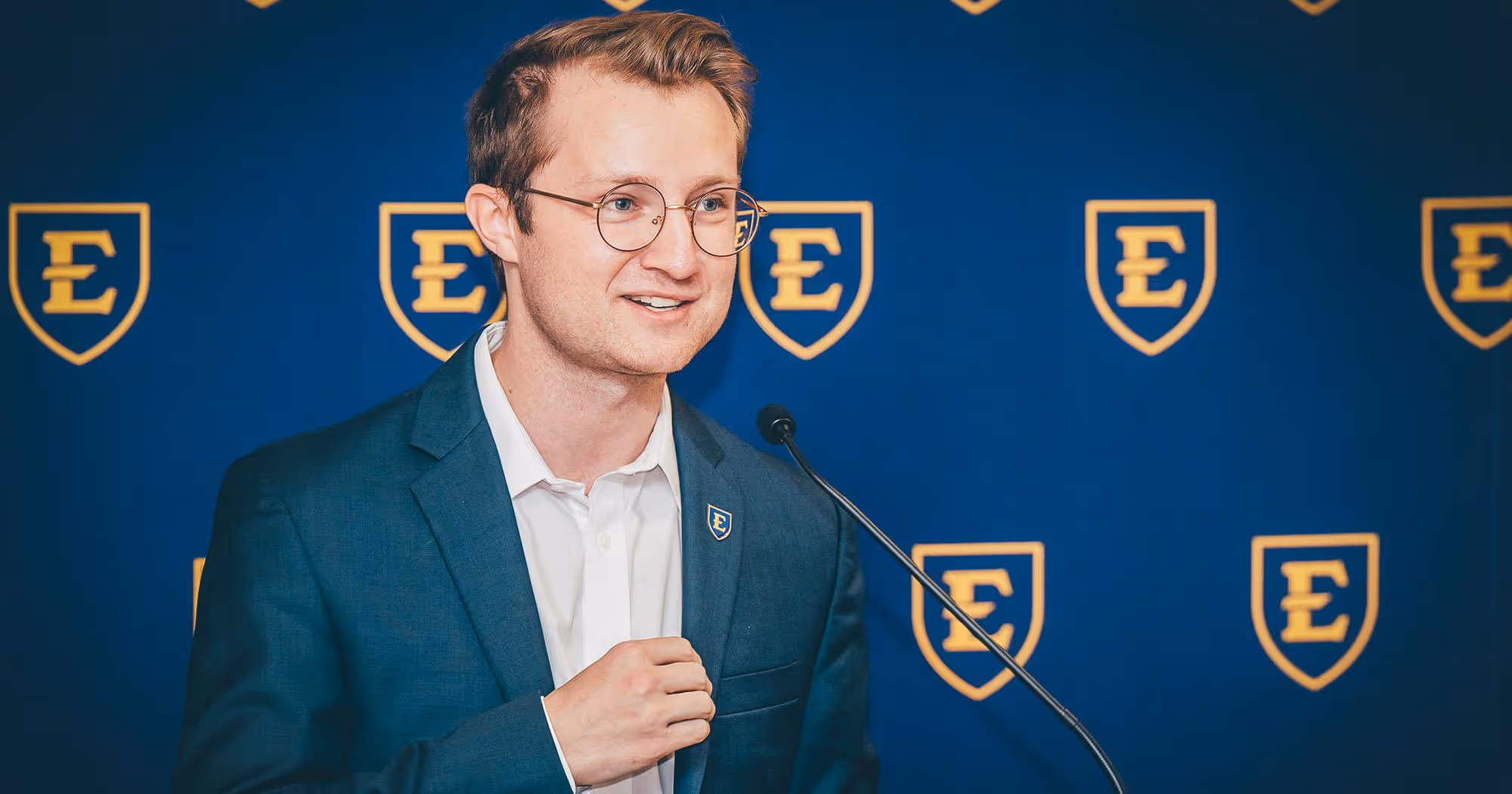 , Nathan Farnor, Leadership and Civic Engagement, Volunteer Tennessee